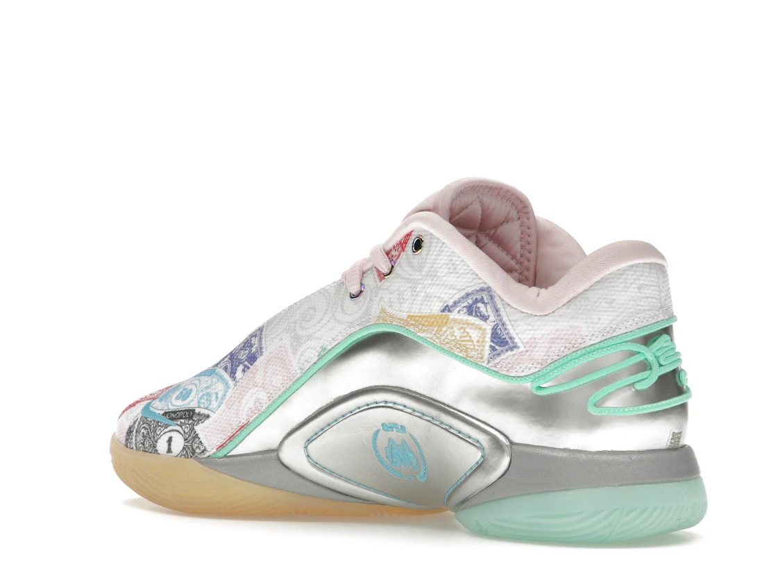 Vue 23 de Nike LeBron 22 Monopoly (Translucent Outsole)