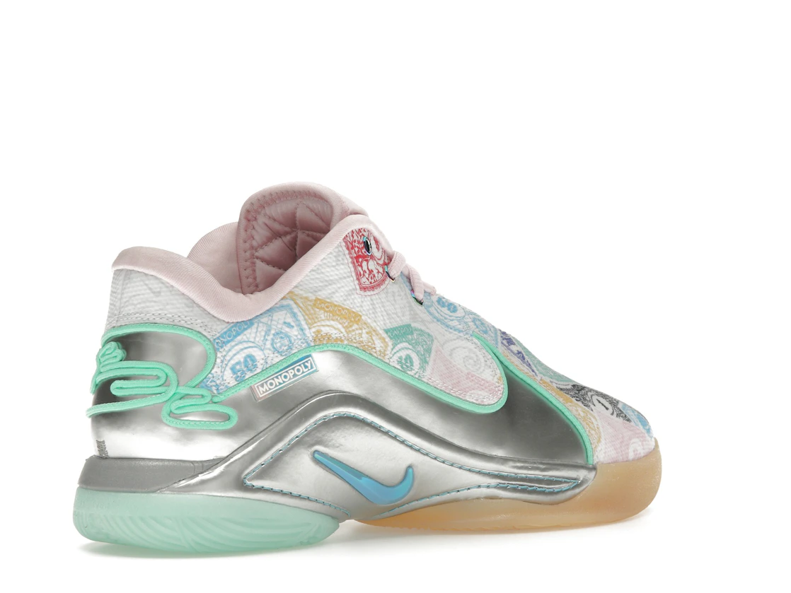 Vue 33 de Nike LeBron 22 Monopoly (Translucent Outsole)