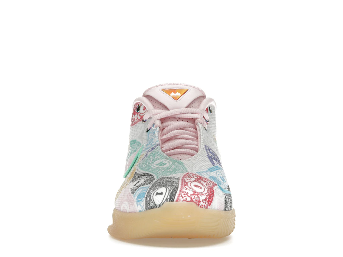 Vue 10 de Nike LeBron 22 Monopoly (Translucent Outsole)