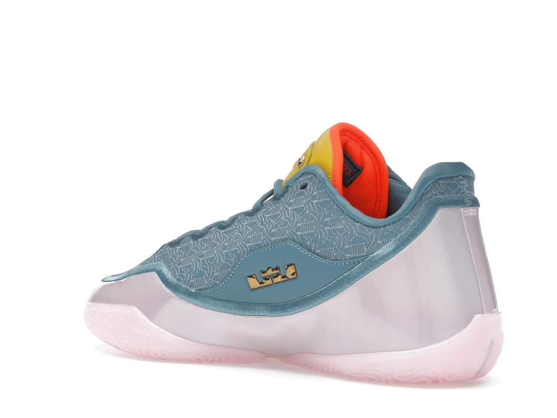 Vue 23 de Nike LeBron 23 Miami Twice (Translucent Outsole)