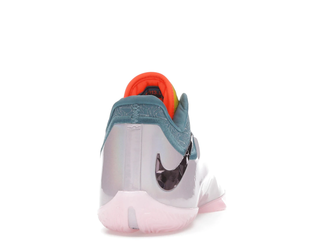 Vue 29 de Nike LeBron 23 Miami Twice (Translucent Outsole)