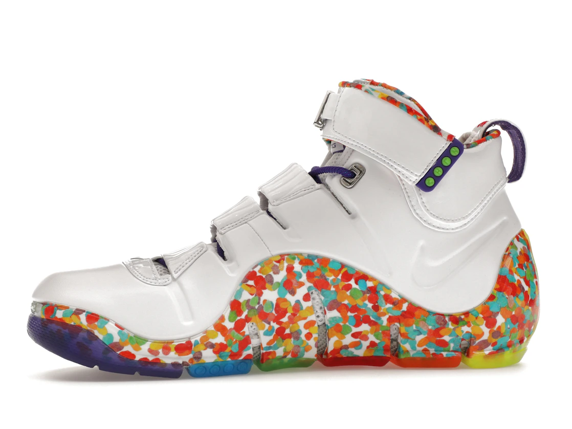 Vue 18 de Nike LeBron 4 Fruity Pebbles (2024)