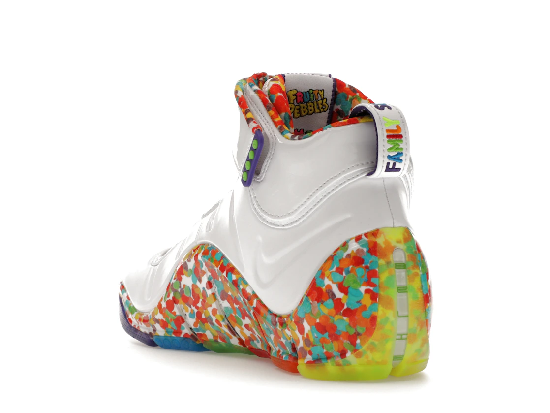 Vue 25 de Nike LeBron 4 Fruity Pebbles (2024)