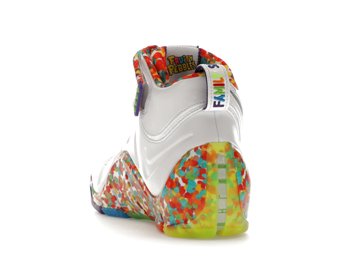 Vue 26 de Nike LeBron 4 Fruity Pebbles (2024)