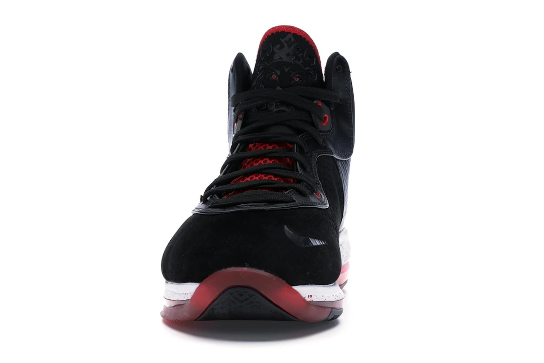 Vue 11 de Nike LeBron 8 Black/White/Red