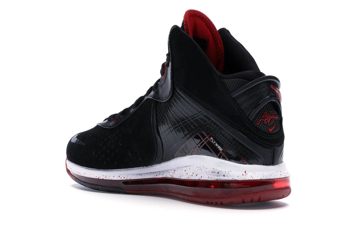 Vue 24 de Nike LeBron 8 Black/White/Red