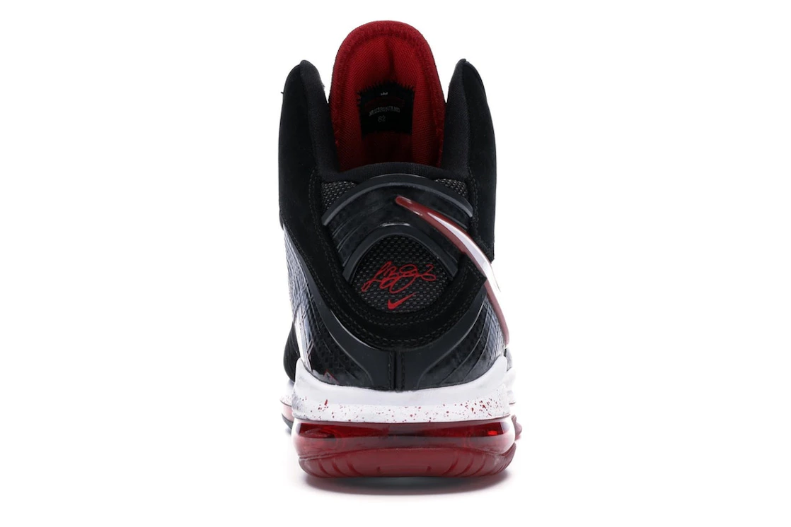 Vue 28 de Nike LeBron 8 Black/White/Red