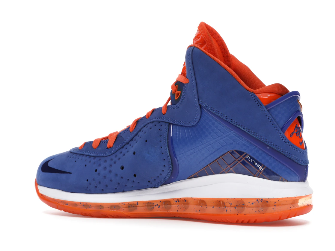 Vue 22 de Nike LeBron 8 Hardwood Classic (2021)