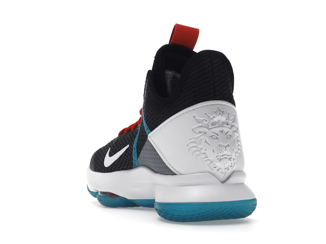 Vue 26 de Nike LeBron Witness 4 Red Carpet