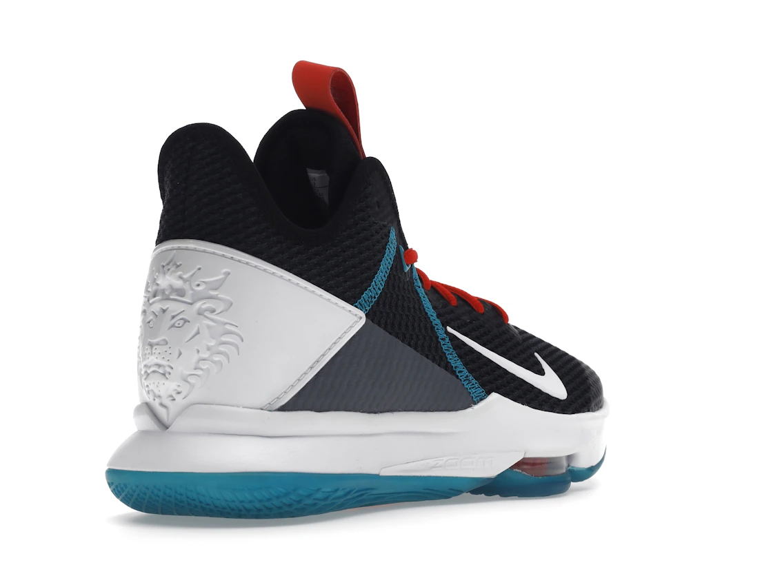 Vue 32 de Nike LeBron Witness 4 Red Carpet