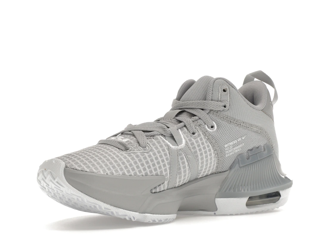 Vue 15 de Nike LeBron Witness 7 TB Wolf Grey