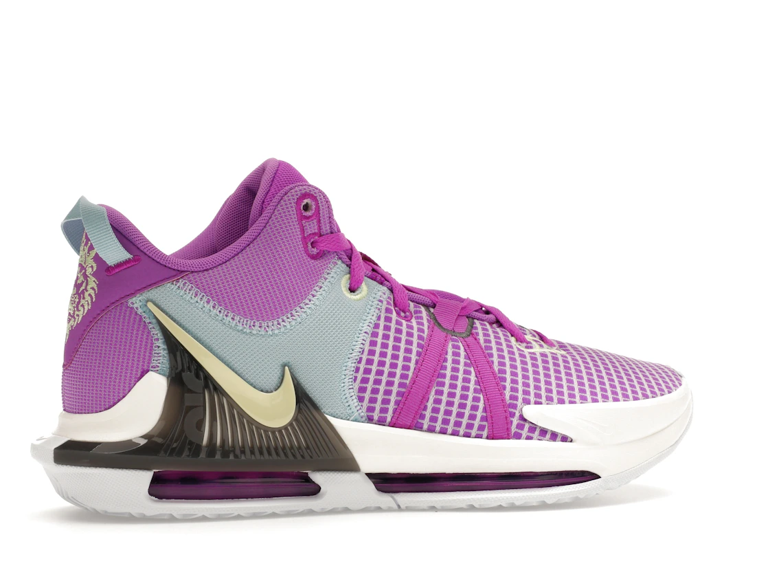 Vue 35 de Nike LeBron Witness 7 Fuchsia Dream