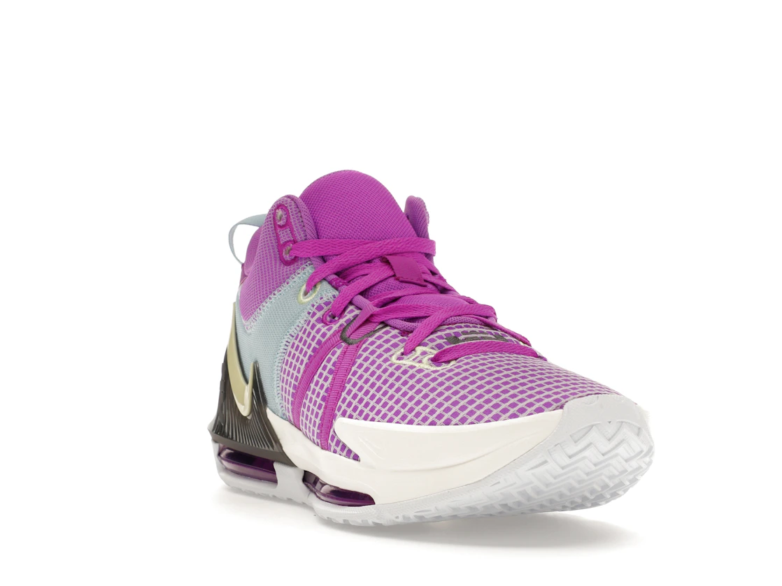 Vue 7 de Nike LeBron Witness 7 Fuchsia Dream