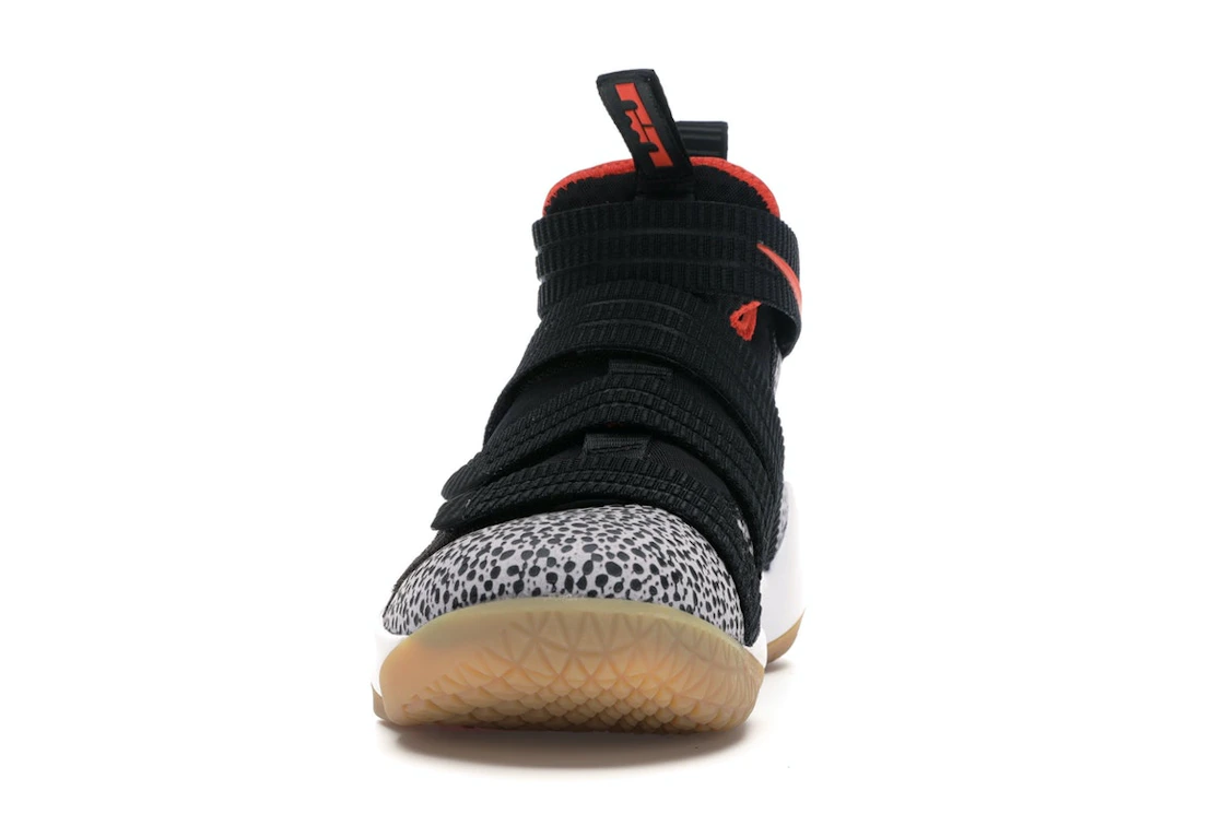Vue 11 de Nike LeBron Zoom Soldier 11 Safari