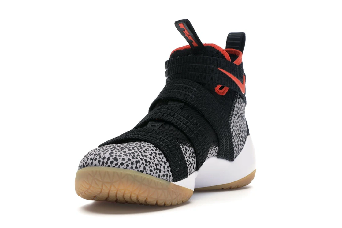 Vue 13 de Nike LeBron Zoom Soldier 11 Safari