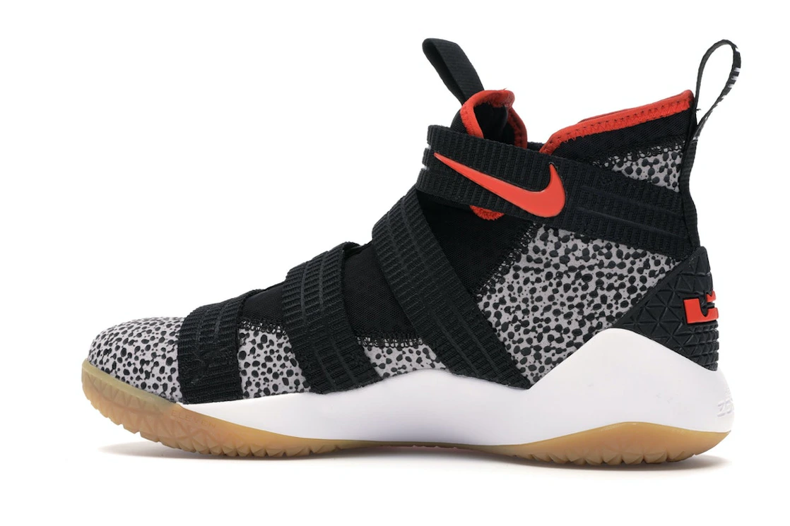 Vue 21 de Nike LeBron Zoom Soldier 11 Safari