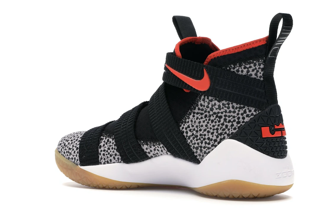 Vue 23 de Nike LeBron Zoom Soldier 11 Safari