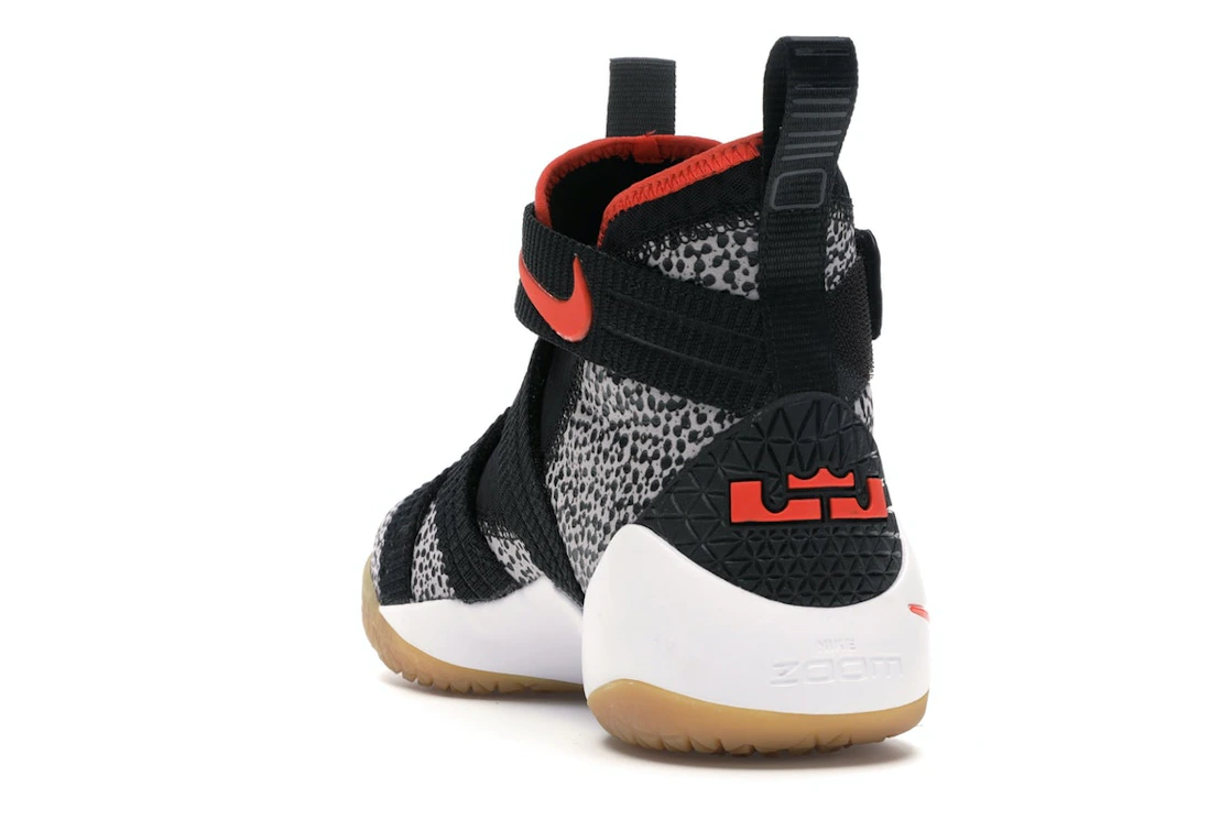 Vue 26 de Nike LeBron Zoom Soldier 11 Safari