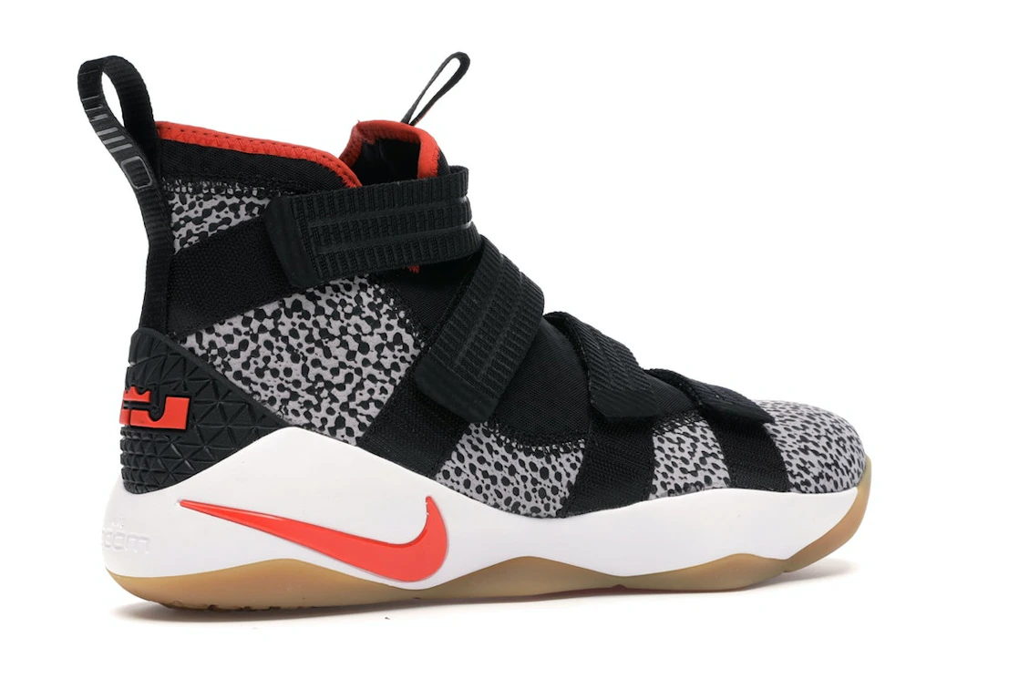 Vue 34 de Nike LeBron Zoom Soldier 11 Safari