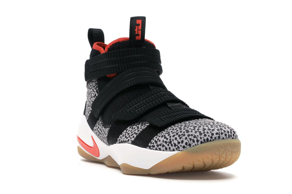 Vue 7 de Nike LeBron Zoom Soldier 11 Safari