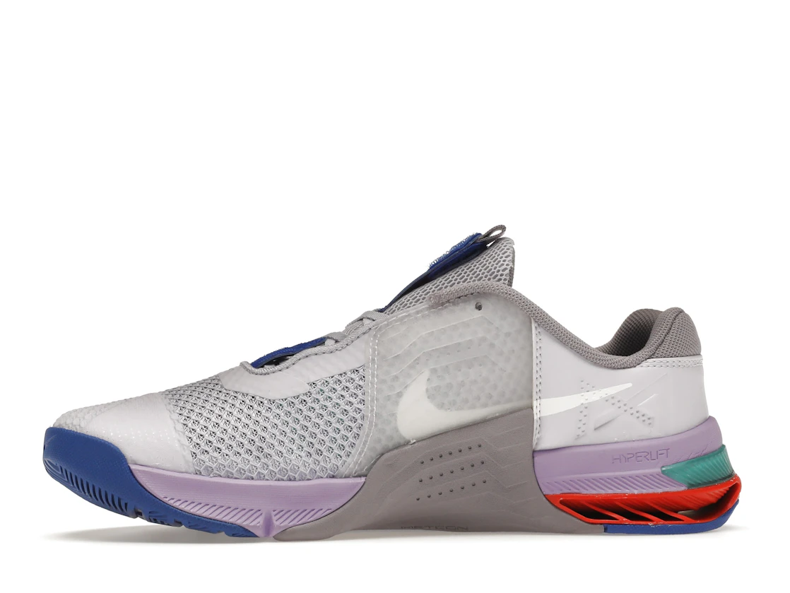 Vue 18 de Nike Metcon 7 Pure Violet 