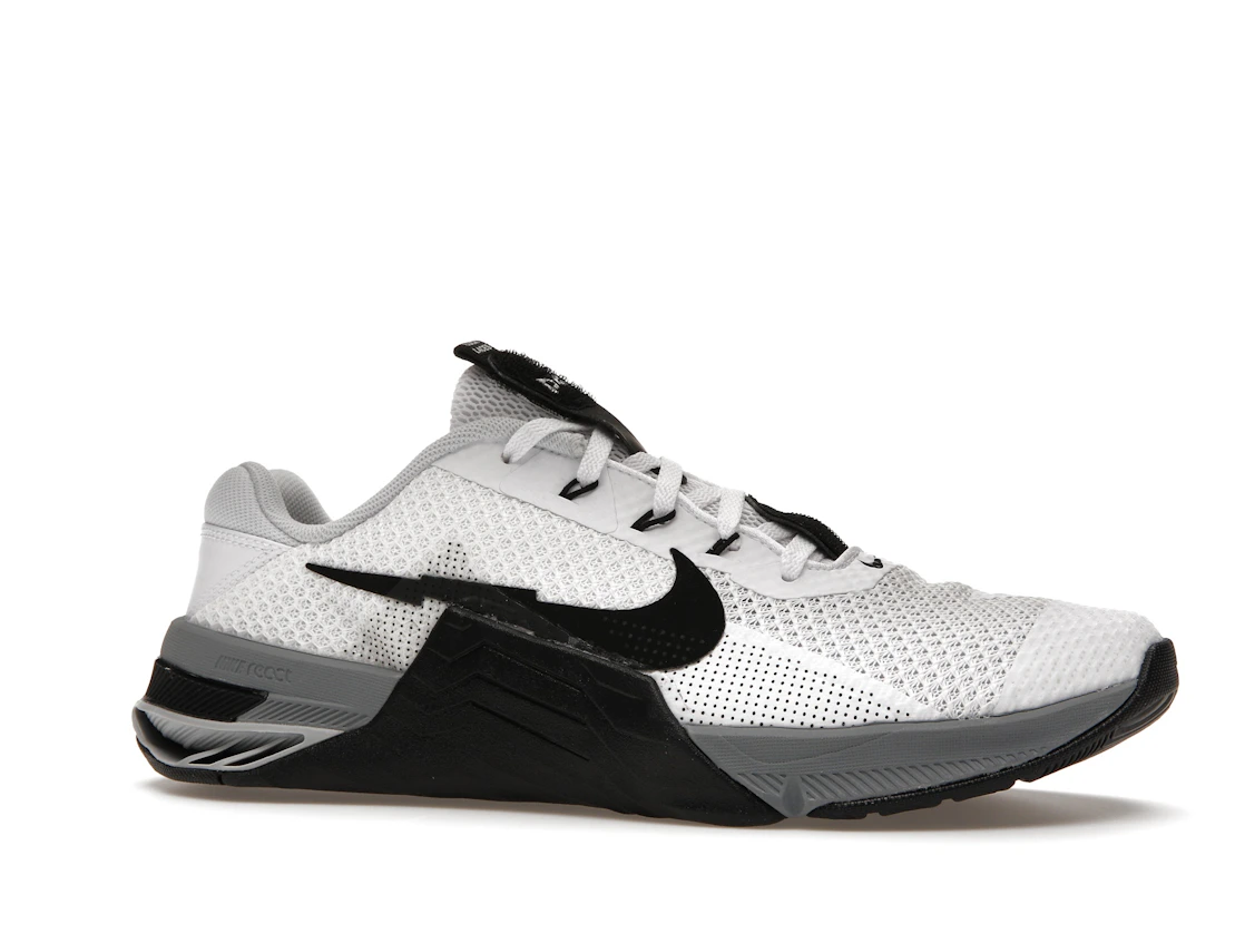 Vue 3 de Nike Metcon 7 White Black