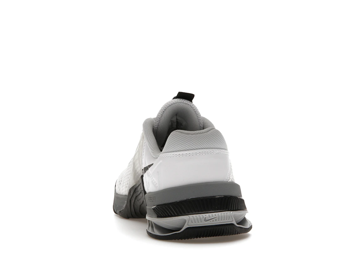 Vue 27 de Nike Metcon 7 White Black