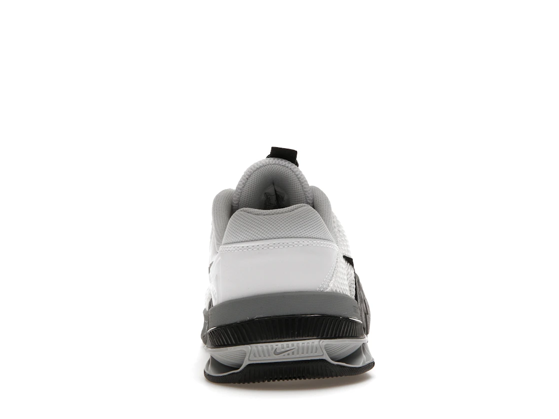 Vue 28 de Nike Metcon 7 White Black