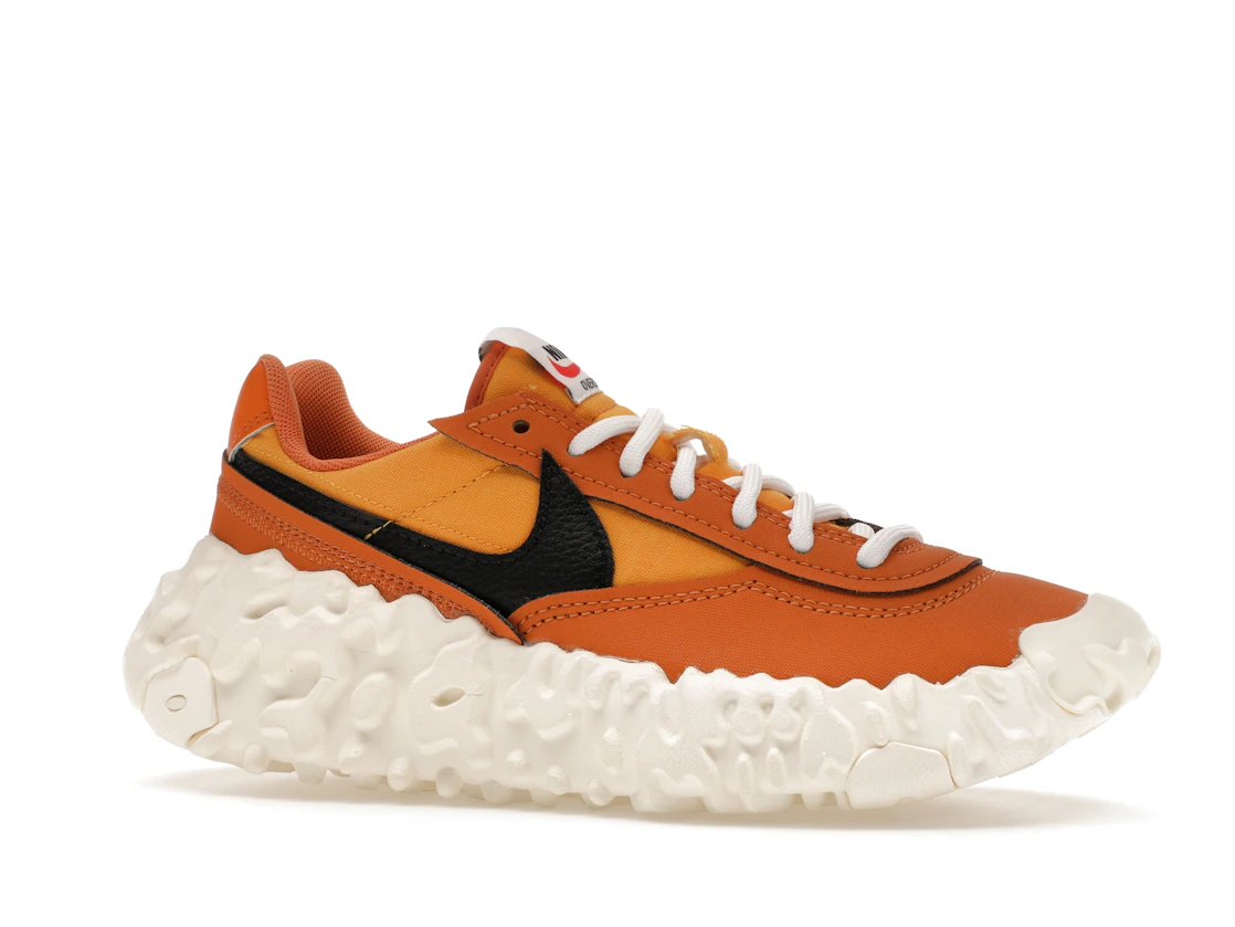 Vue 3 de Nike Overbreak SP Hot Curry