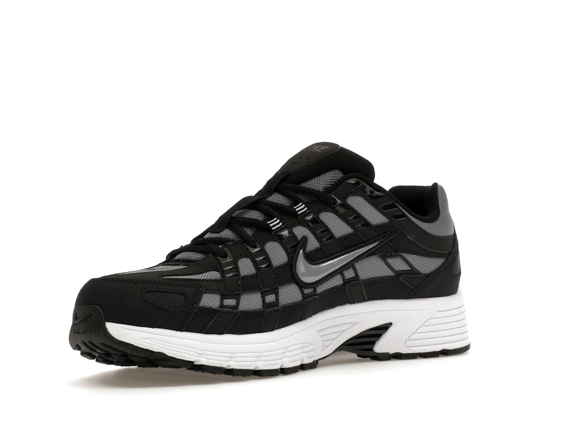 Vue 15 de Nike P-6000 Black Cool Grey