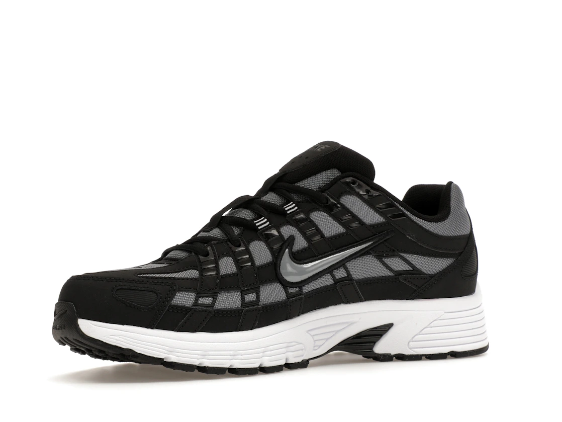 Vue 16 de Nike P-6000 Black Cool Grey