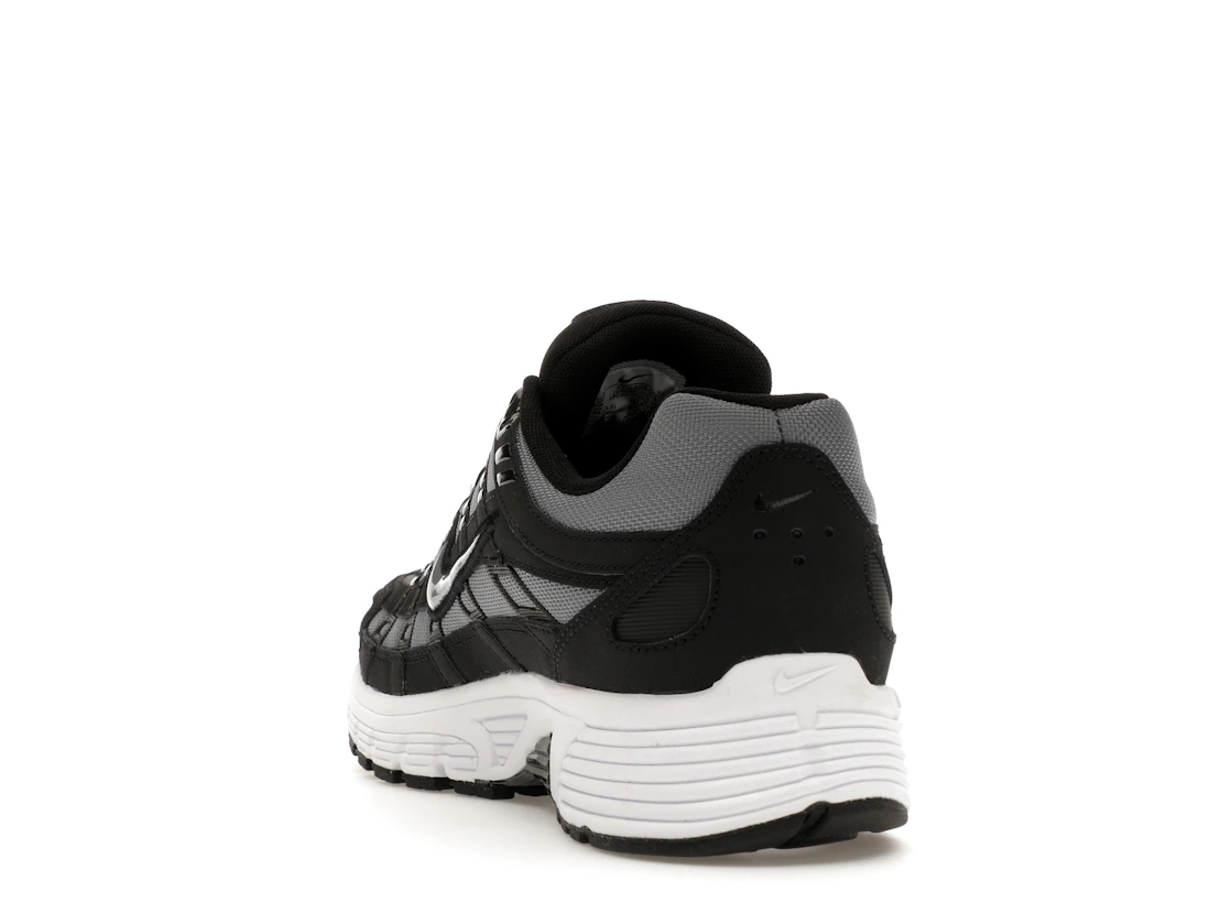 Vue 26 de Nike P-6000 Black Cool Grey