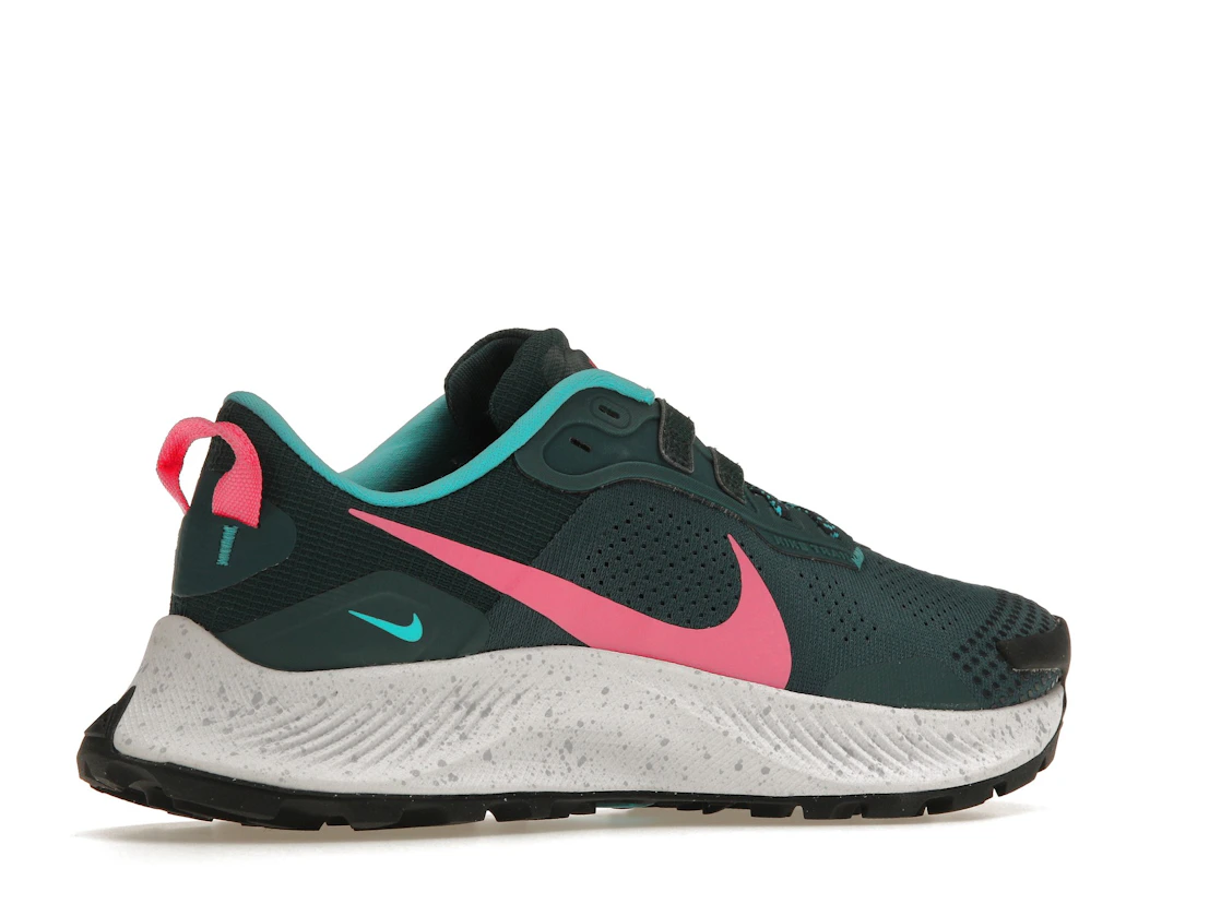 Vue 34 de Nike Pegasus Trail 3 Dark Teal Green Pink Glow 