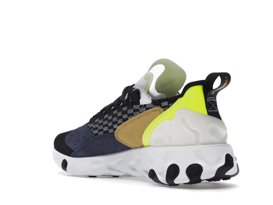 Vue 24 de Nike React Sertu Black Volt