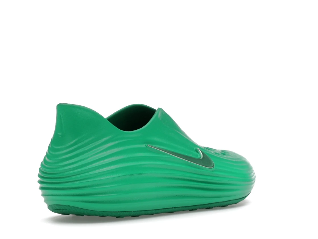 Vue 32 de Nike ReactX Rejuven8 Stadium Green