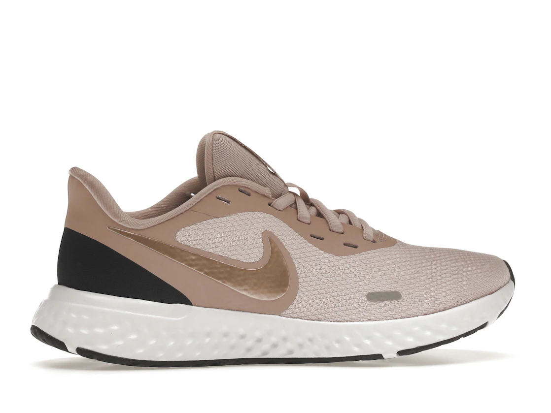 Vue 36 de Nike Revolution 5 Barely Rose 