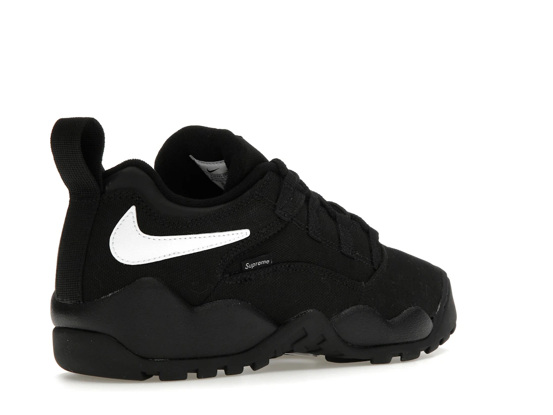 Vue 33 de Nike SB Darwin Low Supreme Black