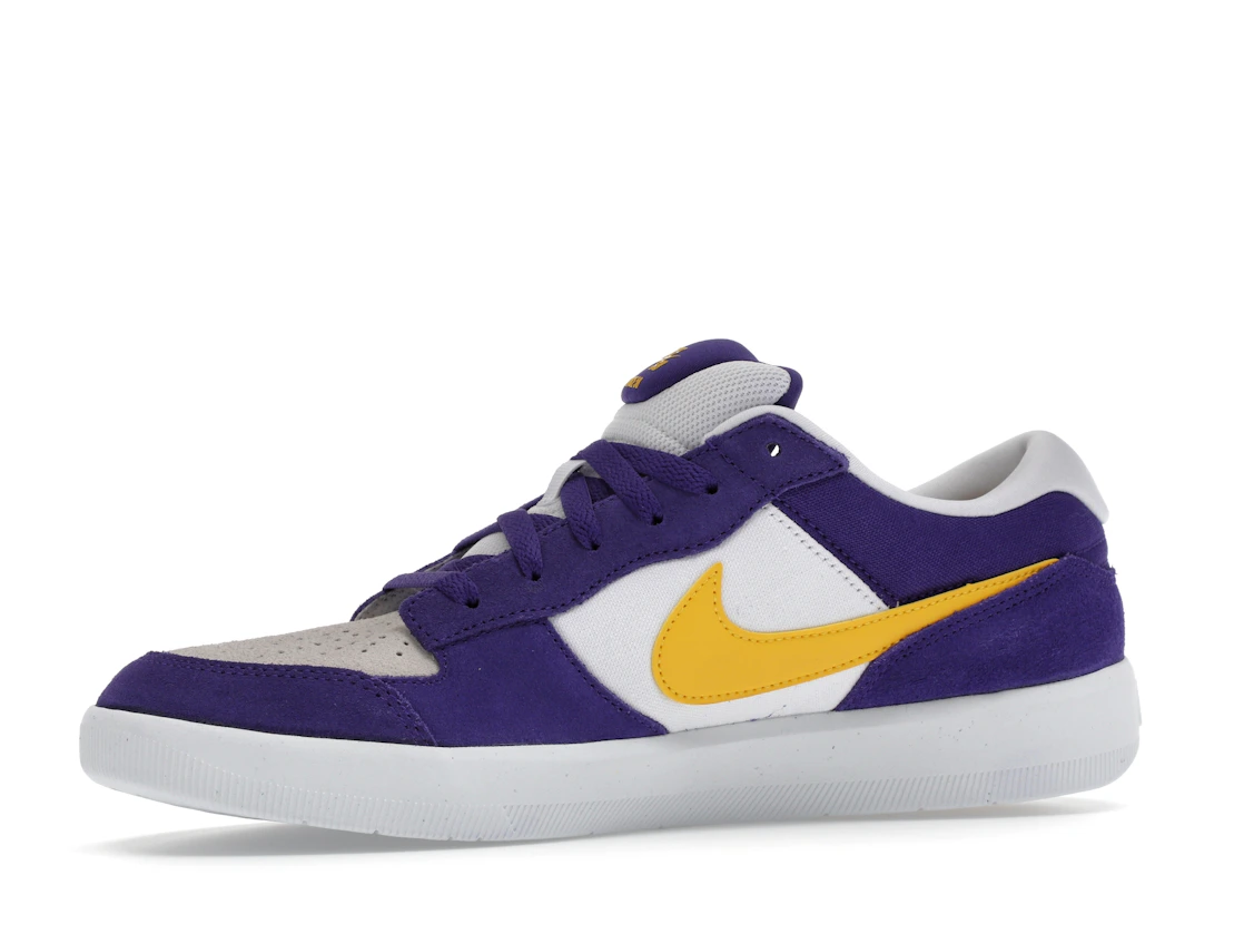 Vue 17 de Nike SB Force 58 Court Purple Amarillo