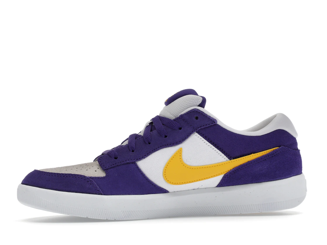 Vue 18 de Nike SB Force 58 Court Purple Amarillo