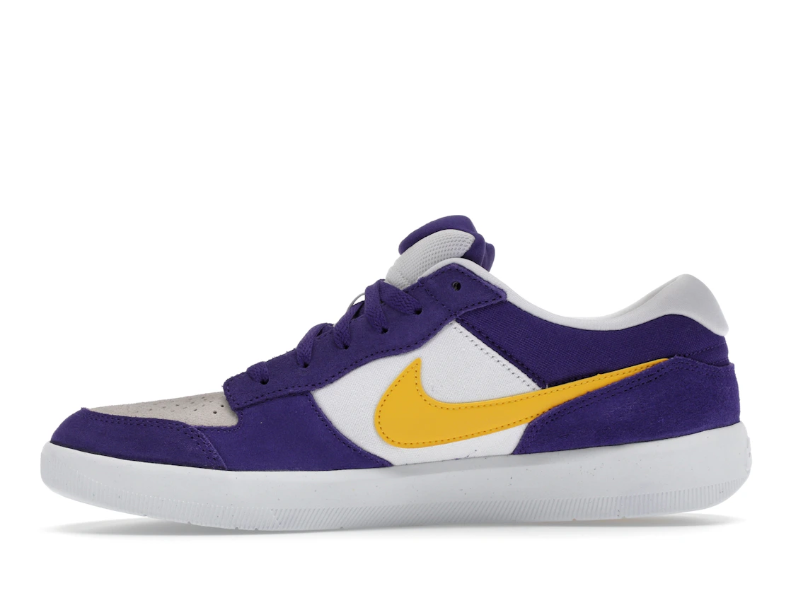 Vue 19 de Nike SB Force 58 Court Purple Amarillo