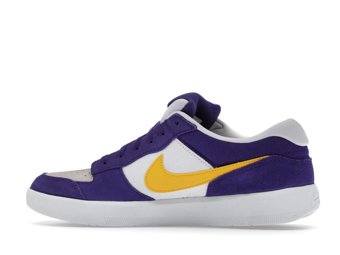 Vue 21 de Nike SB Force 58 Court Purple Amarillo