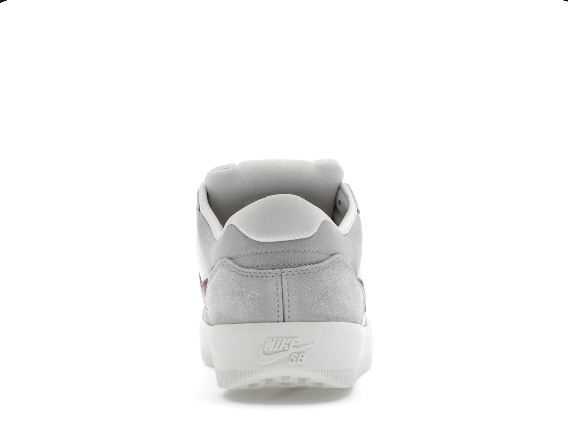 Vue 28 de Nike SB Force 58 Platinum Tint Dark Red