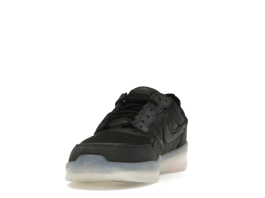 Vue 12 de Nike SB PS8 Black Clear