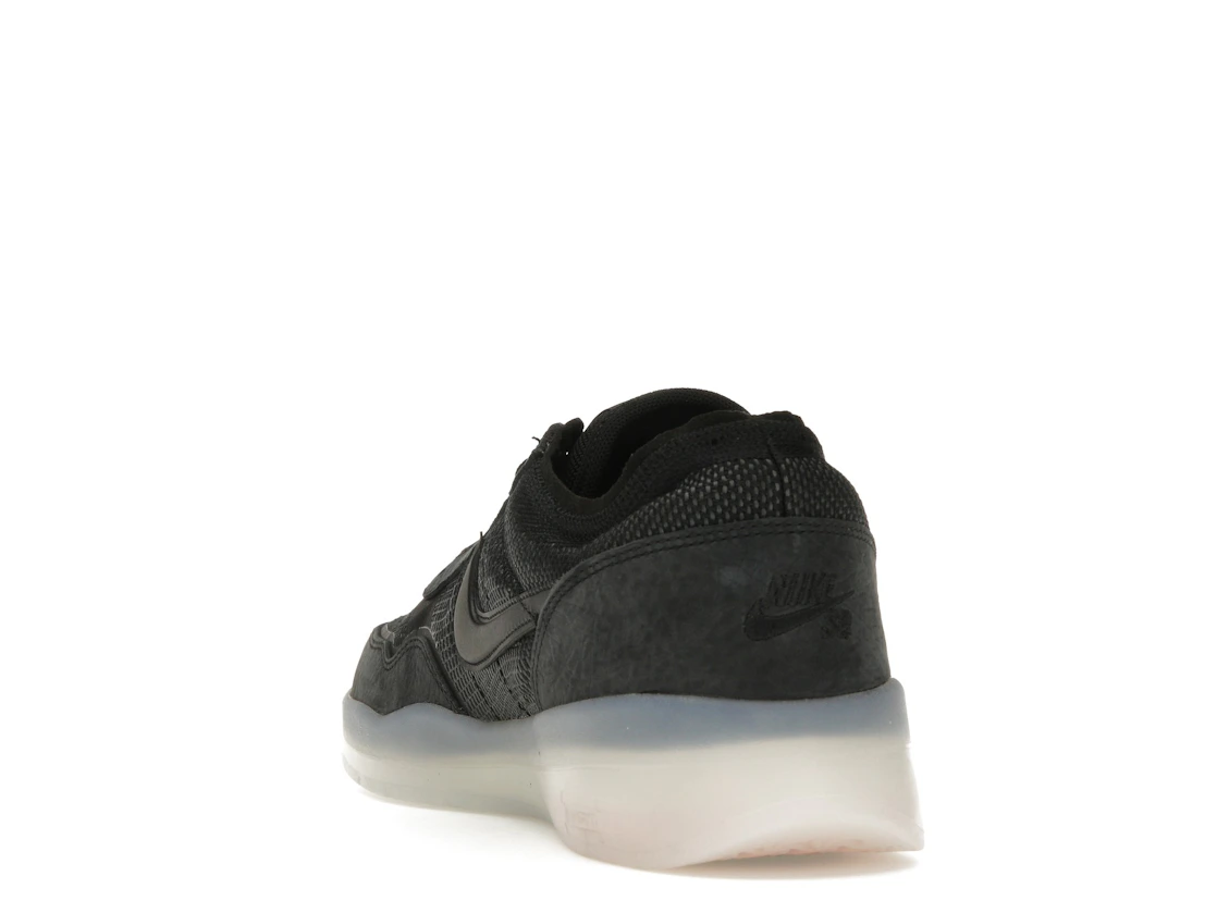 Vue 26 de Nike SB PS8 Black Clear