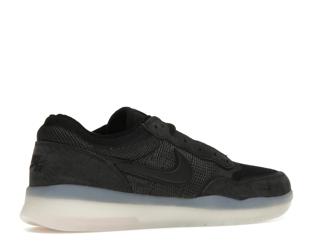 Vue 34 de Nike SB PS8 Black Clear