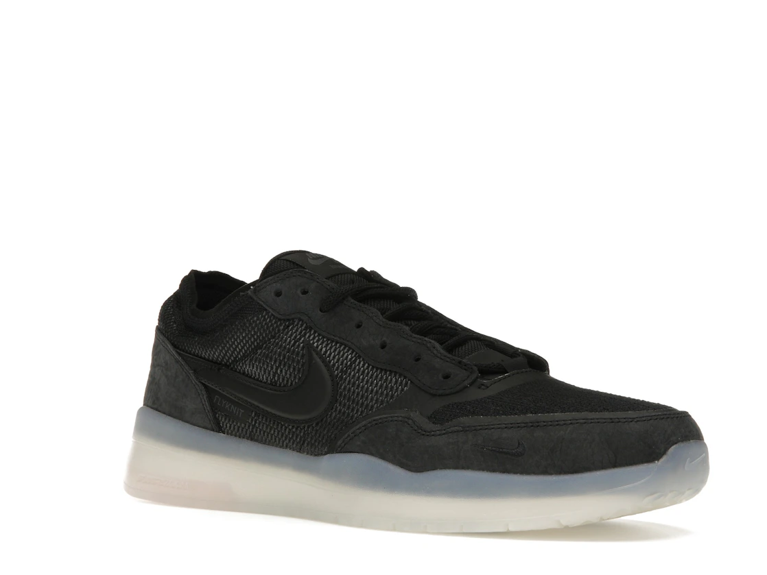 Vue 5 de Nike SB PS8 Black Clear