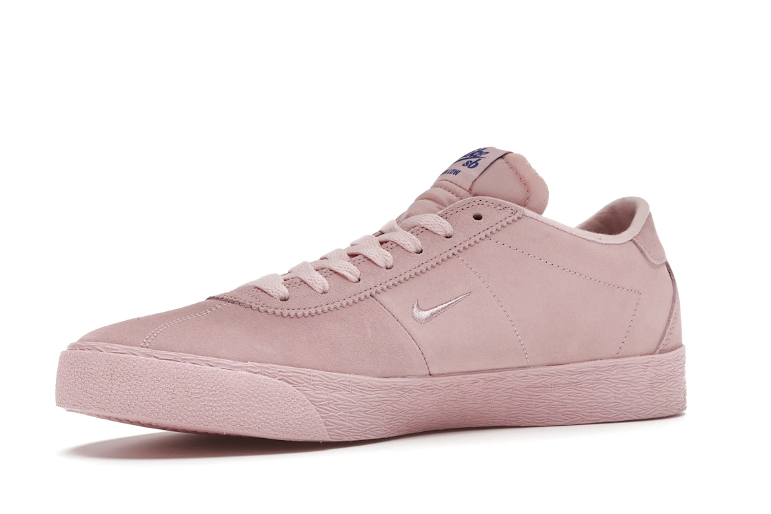 Vue 16 de Nike SB Zoom Bruin NBA Pink