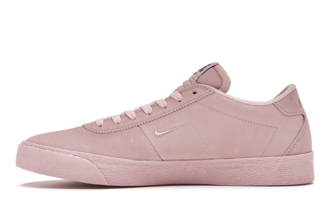 Vue 19 de Nike SB Zoom Bruin NBA Pink