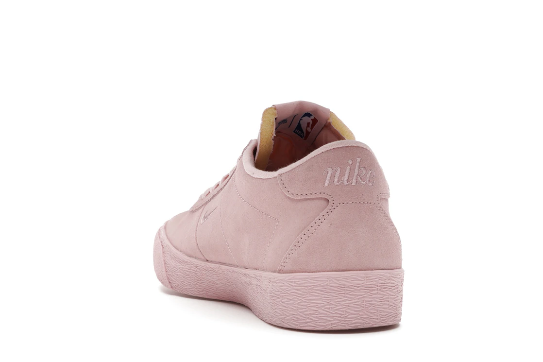 Vue 26 de Nike SB Zoom Bruin NBA Pink