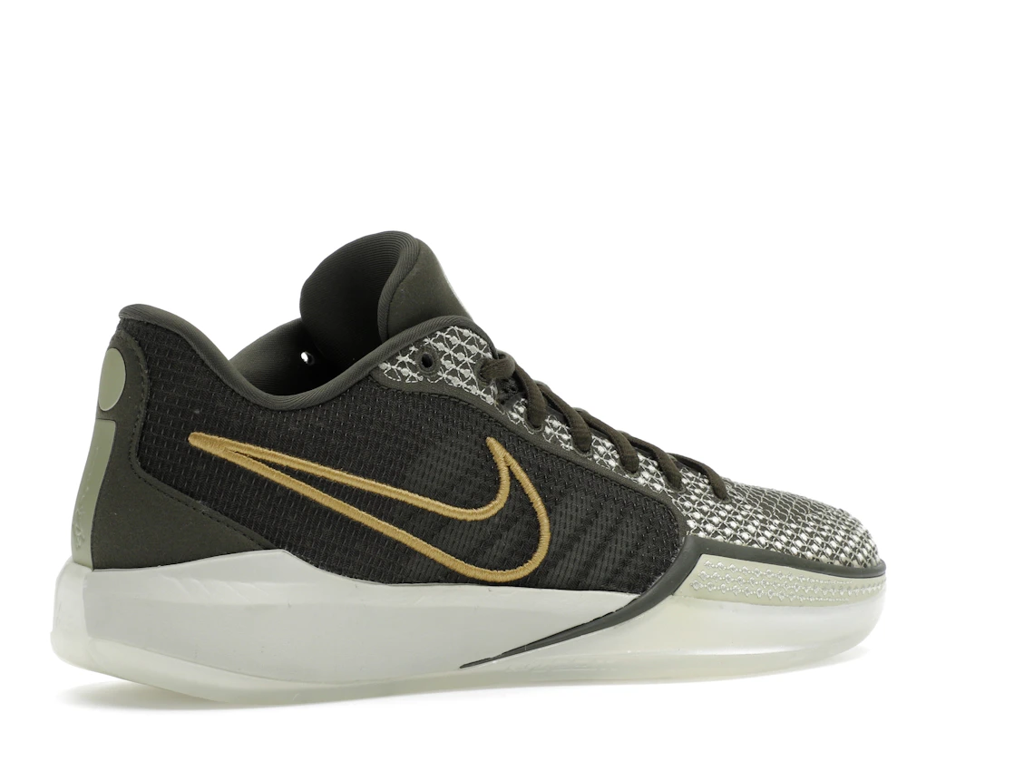Vue 34 de Nike Sabrina 1 Dedication 